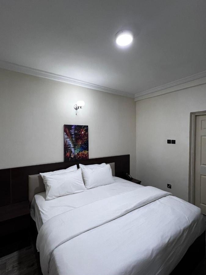 Fragrance Apartments And Suites Ibadán Exterior foto